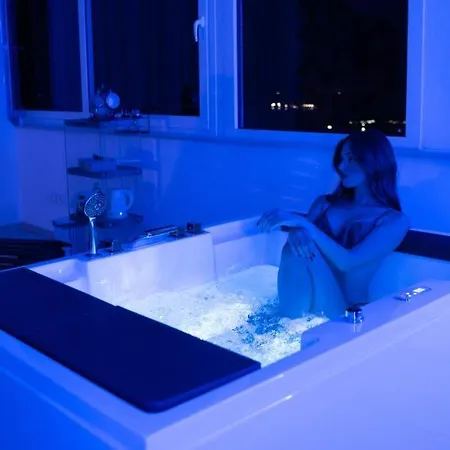 Le Dimore Di Mariuccia 2 B&B *