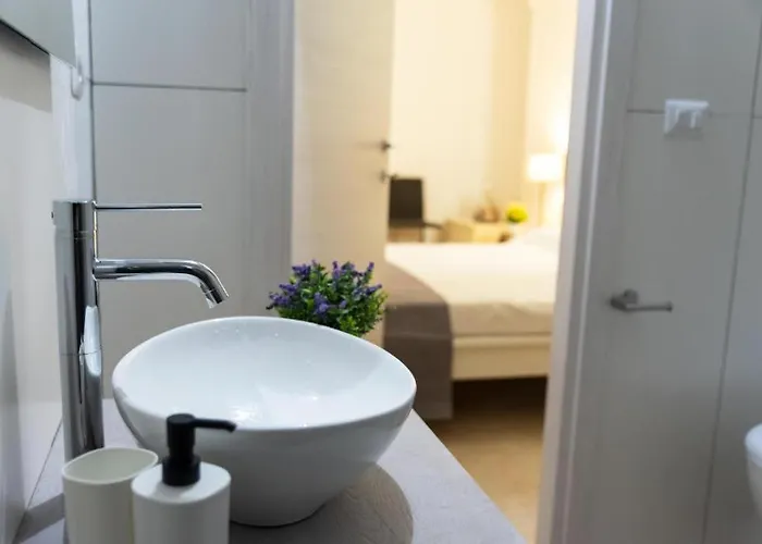 Le Dimore Di Mariuccia 2 Bed & Breakfast