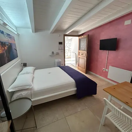 Le Dimore Di Mariuccia 2 * Монте-Сант'Анджело